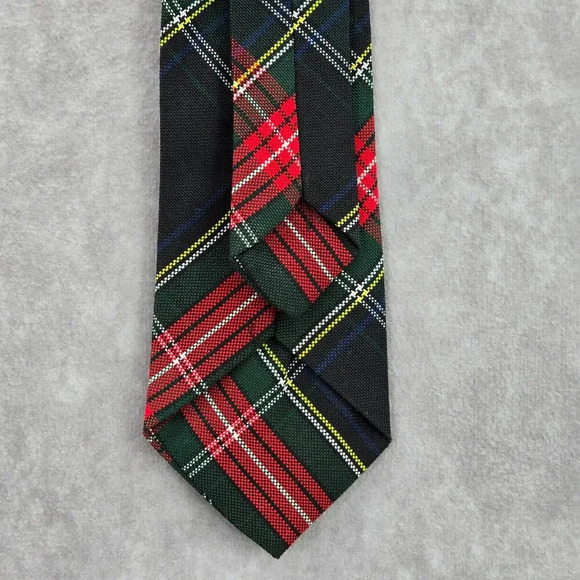 Flynn O'Hara Uniform Red Green Blue Plaid Tartan Adjustable Clip Youth Tie 14 - Picture 7 of 8